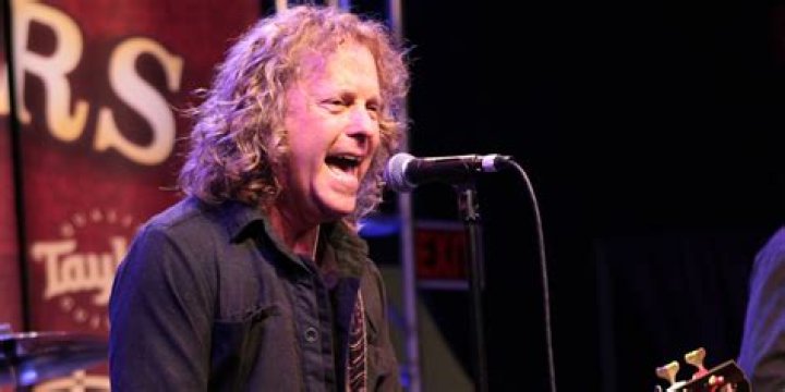 GleamVibe | Jack Blades Net Worth