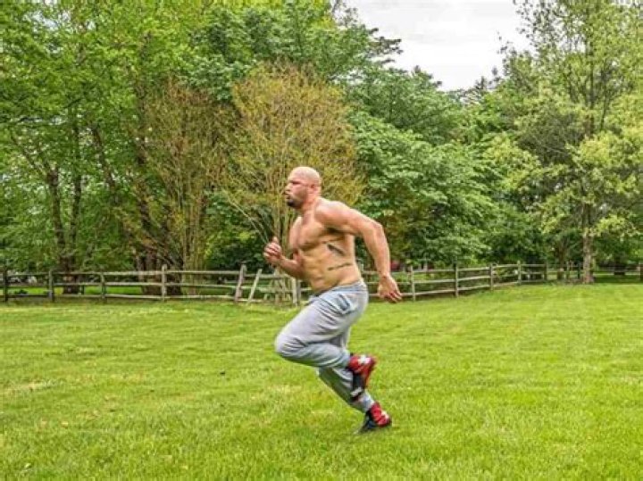 Lane Johnson's Lavish Mansion: A Luxurious Escape