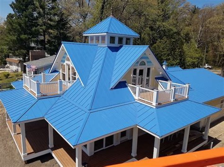 Why Celebrities Are Painting Their Roofs Blue: Uncover The Secrets